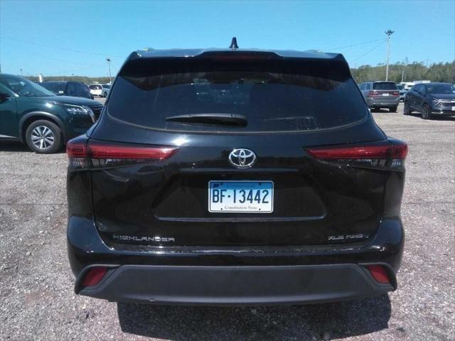 used 2022 Toyota Highlander car, priced at $36,256