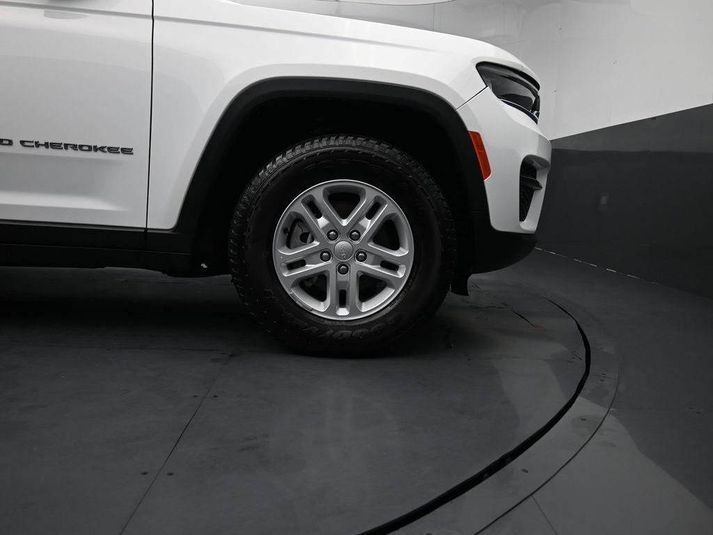 used 2023 Jeep Grand Cherokee car, priced at $29,580