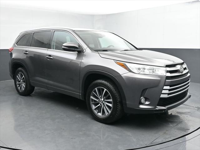 used 2018 Toyota Highlander car, priced at $20,466