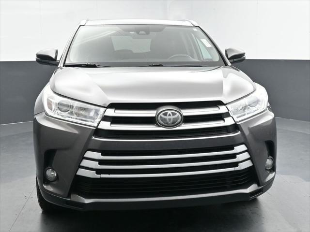 used 2018 Toyota Highlander car, priced at $20,466