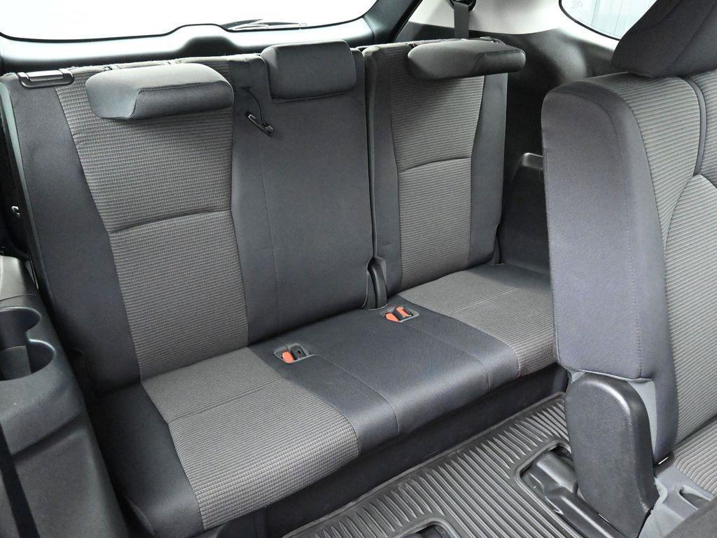 used 2022 Toyota Highlander car, priced at $29,425