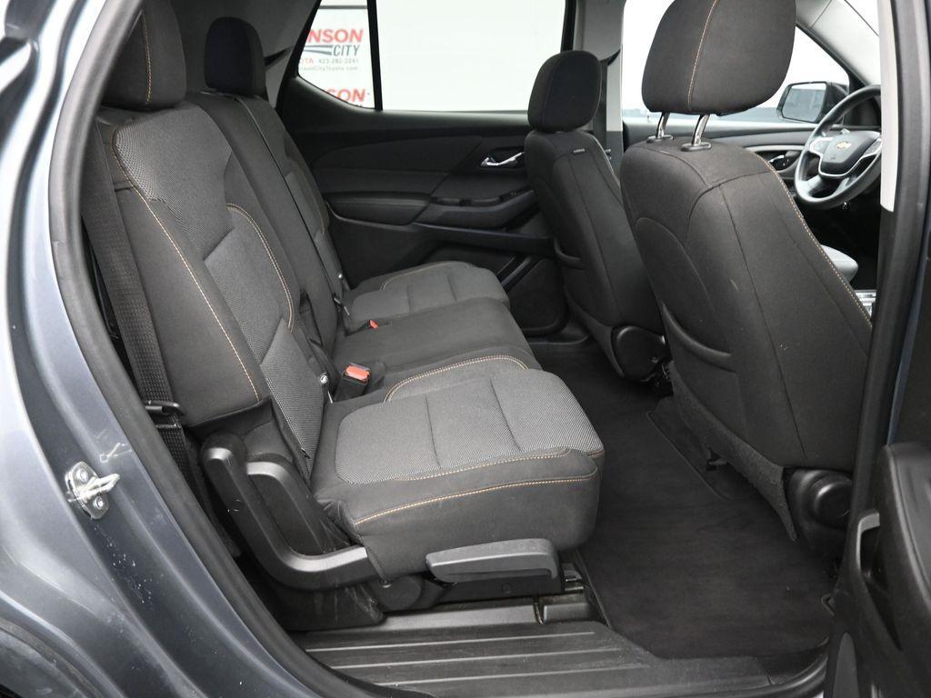 used 2020 Chevrolet Traverse car, priced at $12,497