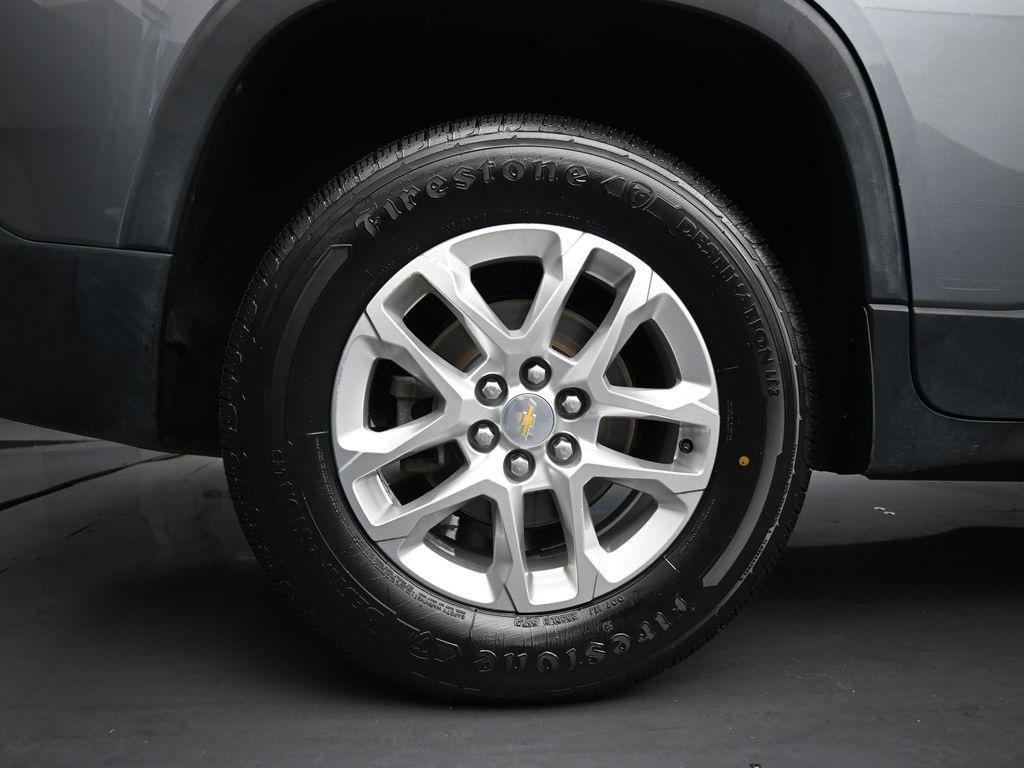 used 2020 Chevrolet Traverse car, priced at $12,497