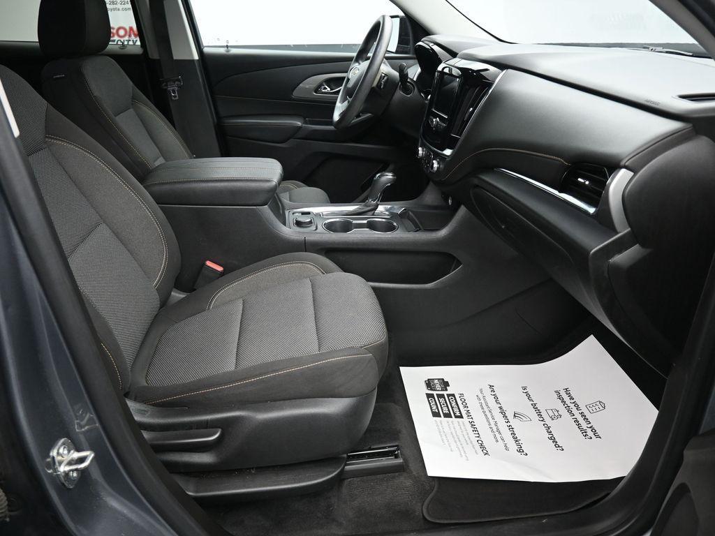 used 2020 Chevrolet Traverse car, priced at $12,497