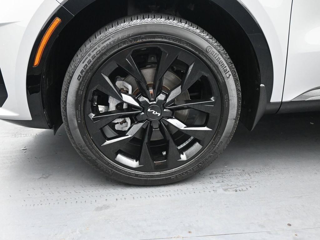 used 2022 Kia Sorento car, priced at $25,000