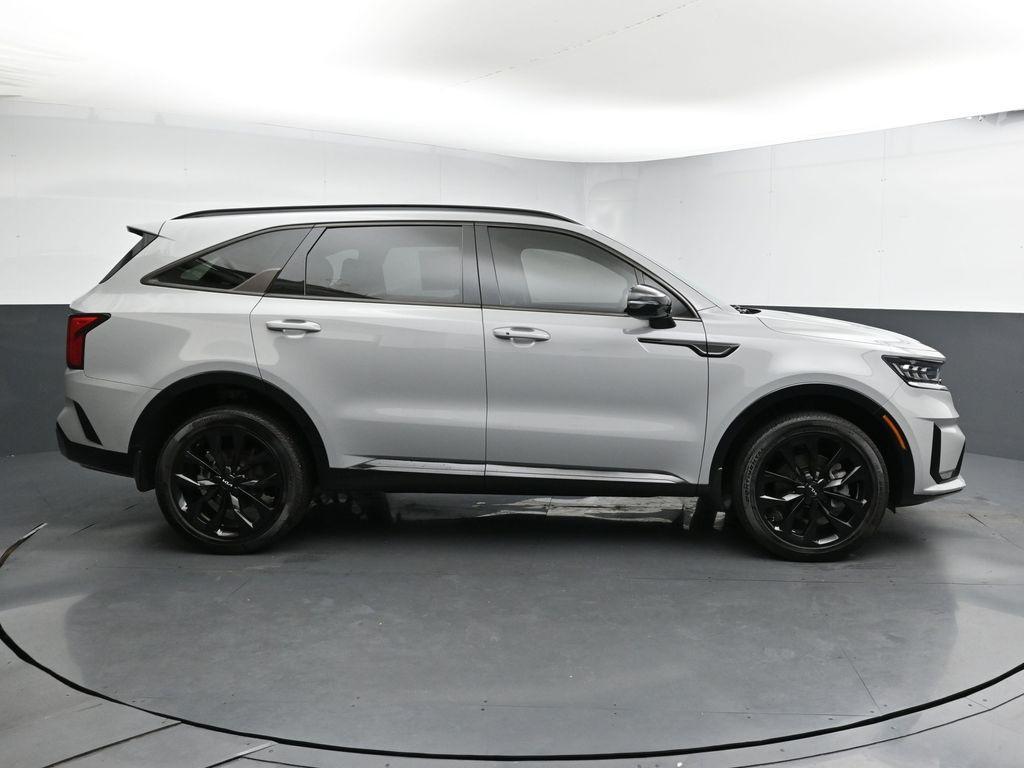 used 2022 Kia Sorento car, priced at $25,000