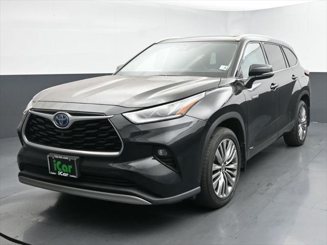 used 2021 Toyota Highlander Hybrid car, priced at $34,399