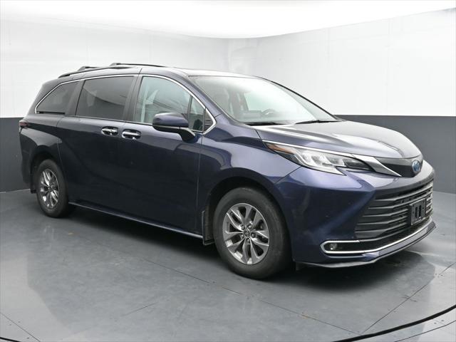 used 2022 Toyota Sienna car, priced at $39,024