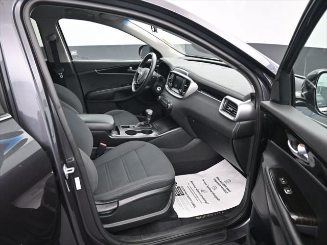 used 2019 Kia Sorento car, priced at $18,200