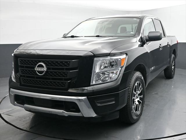 used 2023 Nissan Titan car, priced at $31,564