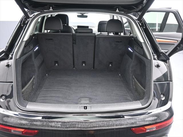used 2021 Audi Q5 car, priced at $26,270