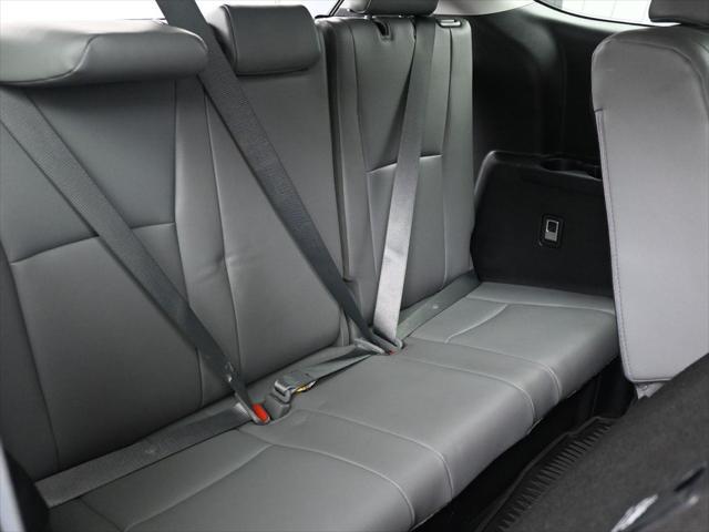used 2022 Toyota Highlander car, priced at $35,523