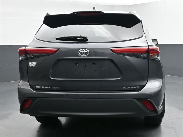 used 2022 Toyota Highlander car, priced at $36,470