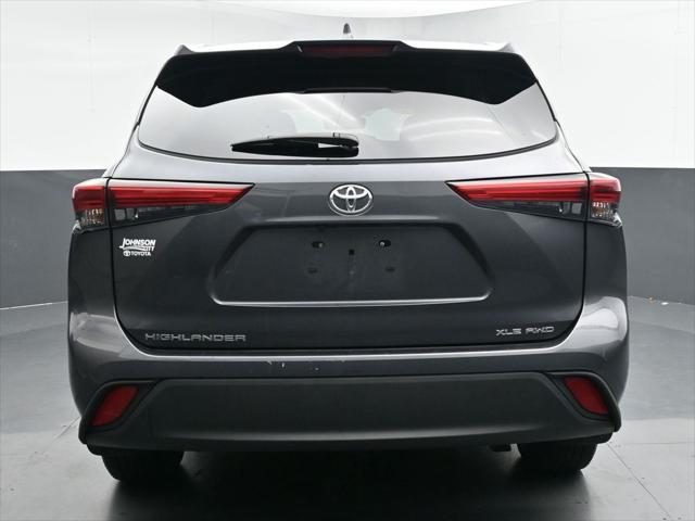 used 2022 Toyota Highlander car, priced at $36,470