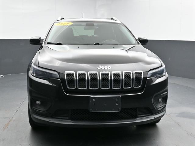 used 2019 Jeep Cherokee car, priced at $15,421