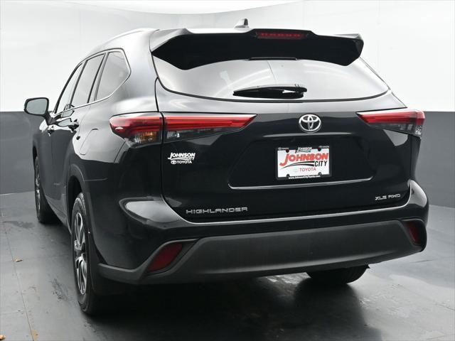 used 2021 Toyota Highlander car, priced at $31,850