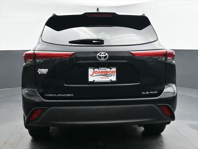 used 2021 Toyota Highlander car, priced at $31,850