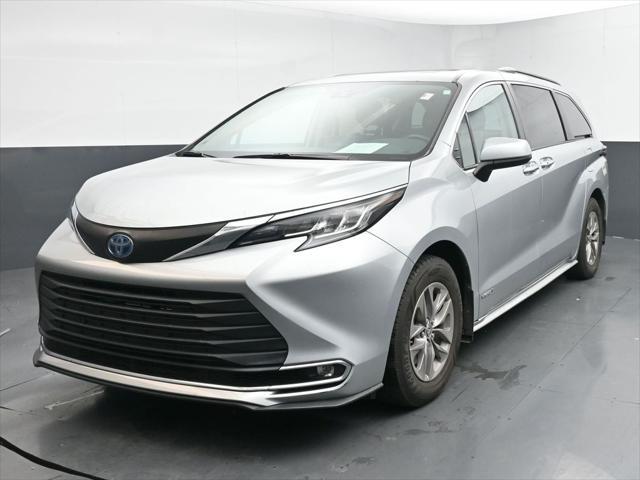 used 2021 Toyota Sienna car, priced at $35,074