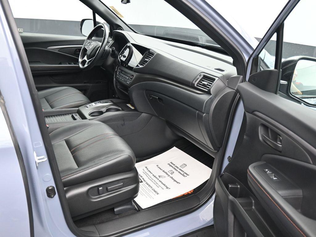 used 2022 Honda Passport car, priced at $28,622