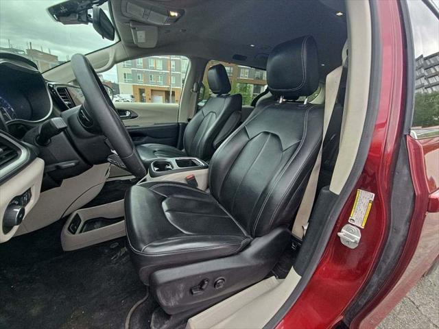used 2023 Chrysler Pacifica car, priced at $26,994