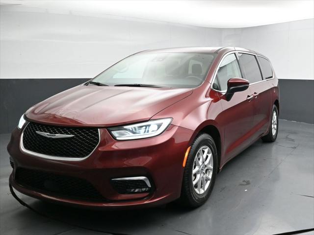 used 2023 Chrysler Pacifica car, priced at $26,994