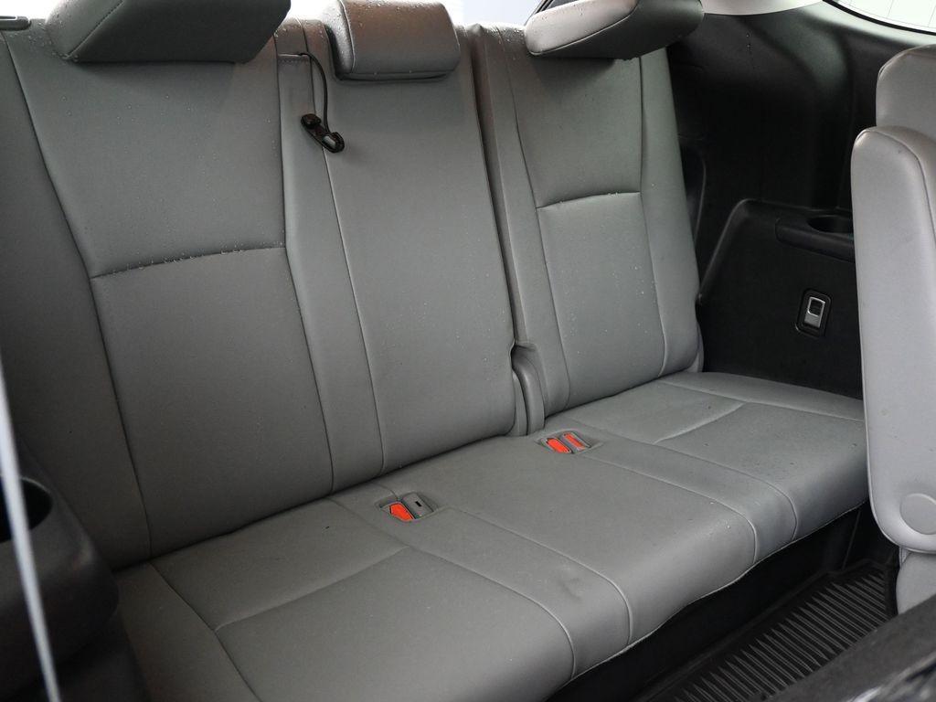 used 2022 Toyota Highlander car, priced at $38,576