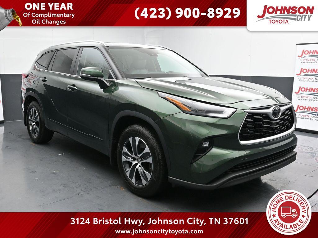 used 2023 Toyota Highlander car, priced at $39,510