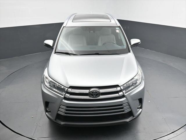 used 2019 Toyota Highlander car, priced at $25,905