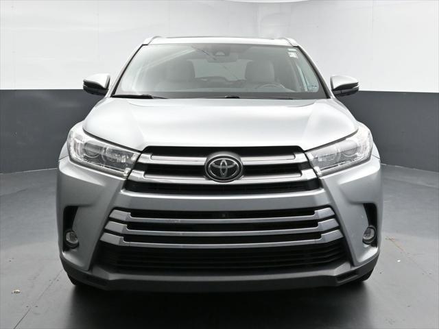 used 2019 Toyota Highlander car, priced at $25,905