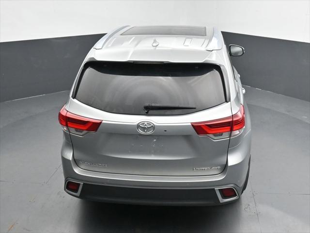 used 2019 Toyota Highlander car, priced at $25,905