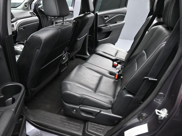 used 2022 Honda Pilot car, priced at $31,954