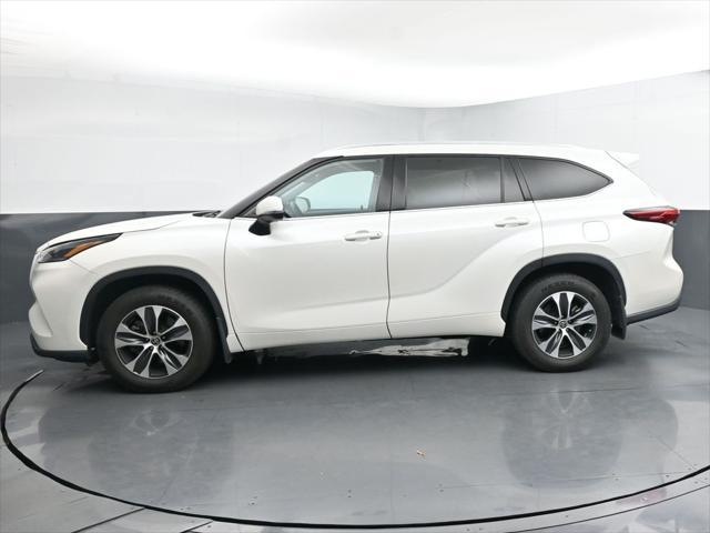 used 2021 Toyota Highlander car, priced at $33,695