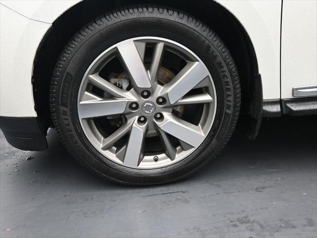 used 2015 Nissan Pathfinder car, priced at $10,476