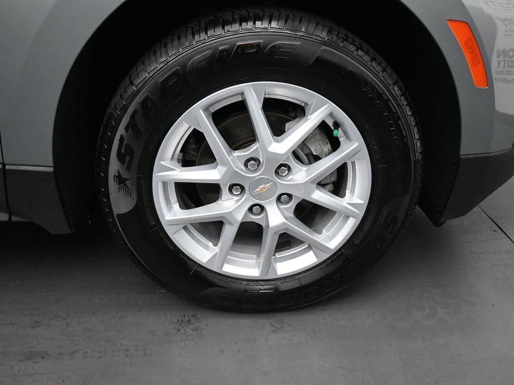 used 2023 Chevrolet Equinox car, priced at $18,833