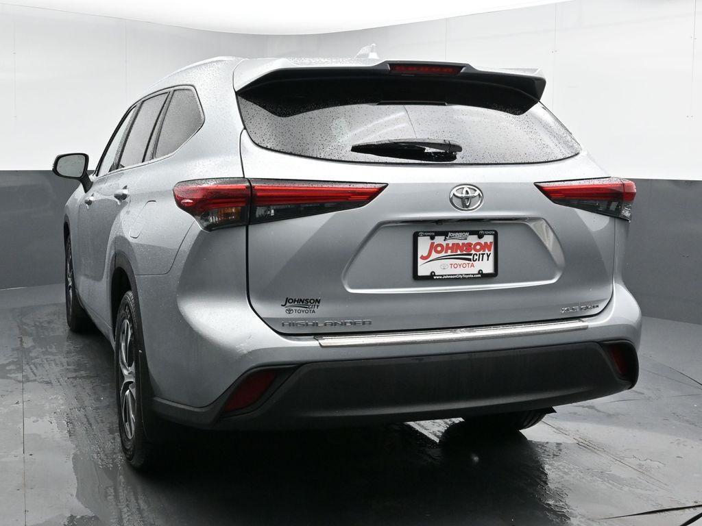 used 2020 Toyota Highlander car, priced at $27,845