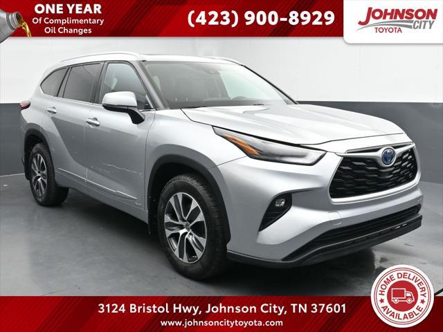 used 2022 Toyota Highlander Hybrid car, priced at $35,724