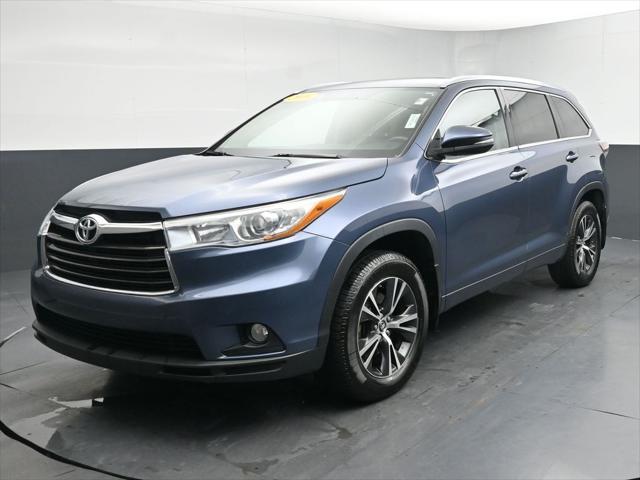 used 2016 Toyota Highlander car, priced at $18,813