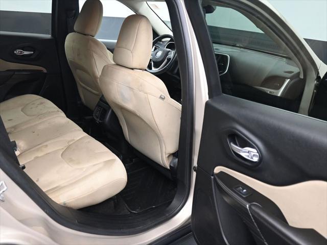 used 2015 Jeep Cherokee car, priced at $12,197