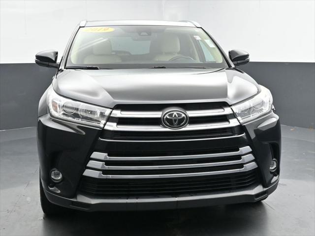 used 2019 Toyota Highlander car, priced at $26,445