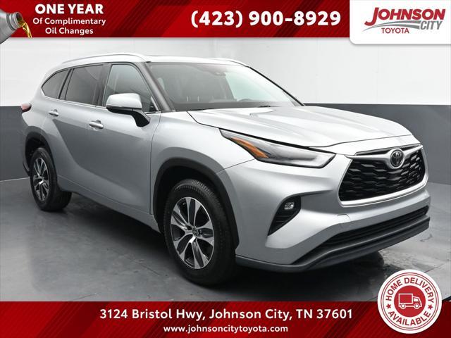 used 2021 Toyota Highlander car, priced at $29,410