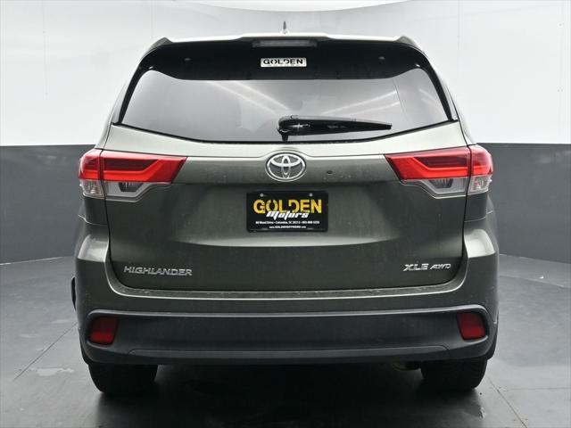 used 2019 Toyota Highlander car, priced at $27,865