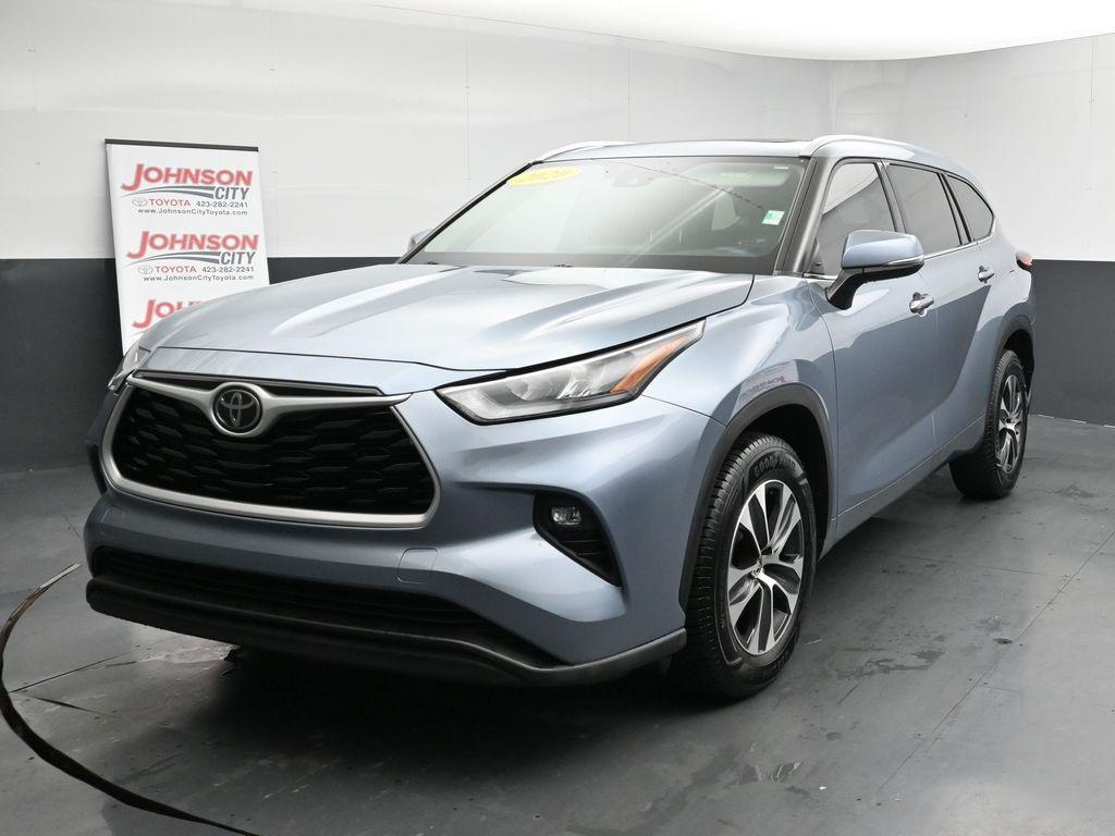 used 2020 Toyota Highlander car, priced at $31,992