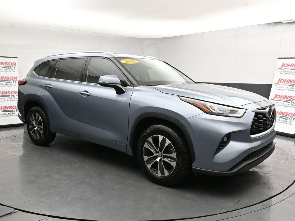 used 2020 Toyota Highlander car, priced at $31,992