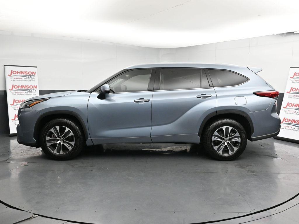 used 2020 Toyota Highlander car, priced at $31,992