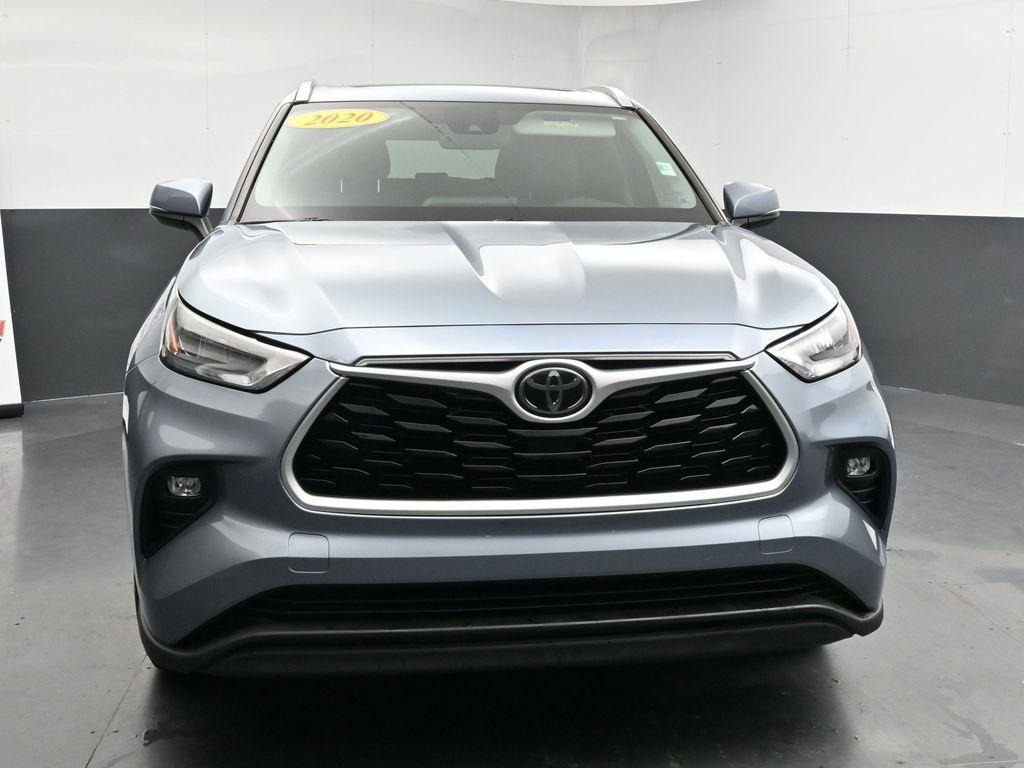 used 2020 Toyota Highlander car, priced at $31,992