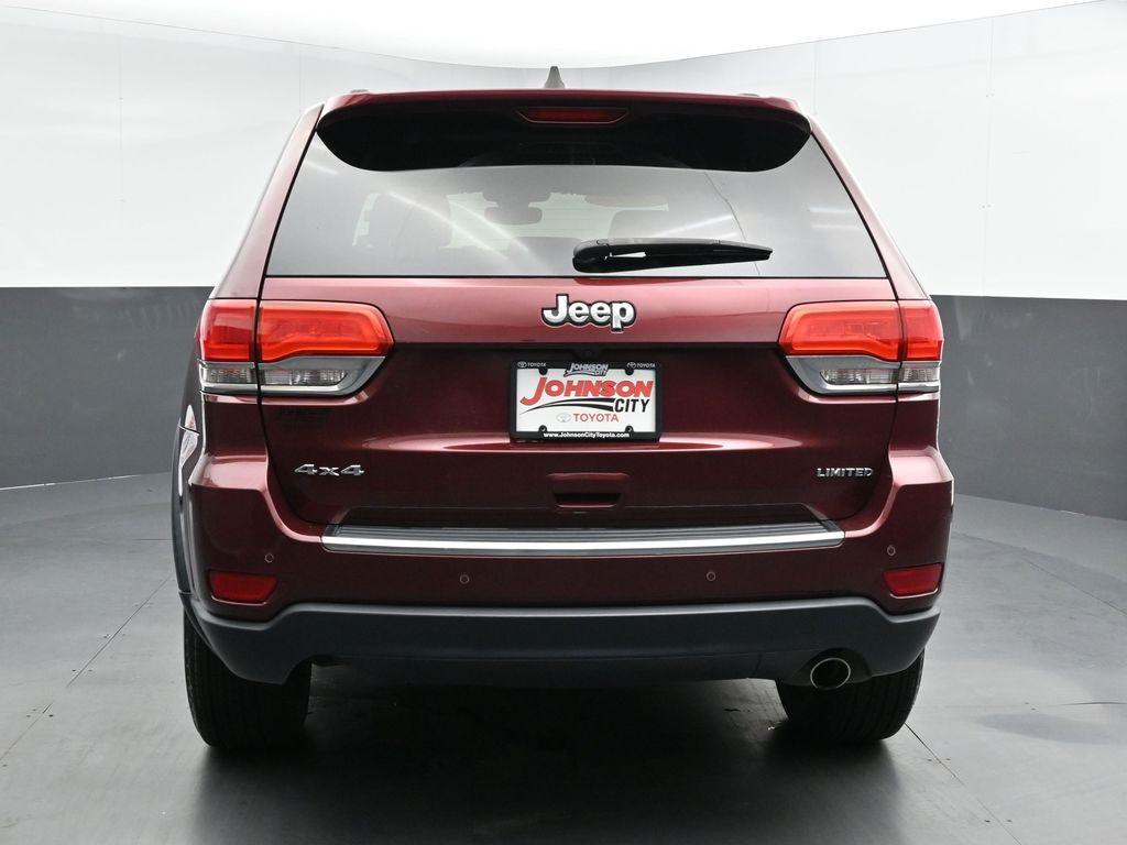 used 2017 Jeep Grand Cherokee car, priced at $10,965