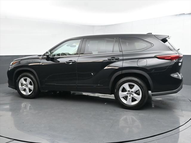 used 2022 Toyota Highlander car, priced at $27,485