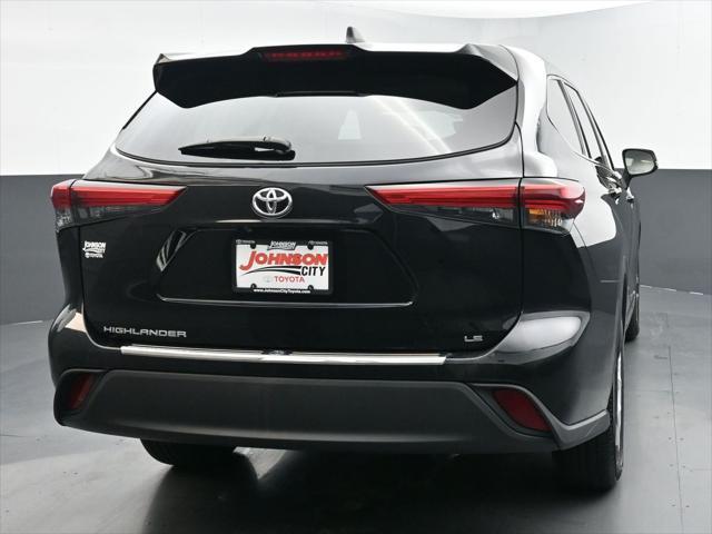 used 2022 Toyota Highlander car, priced at $27,485