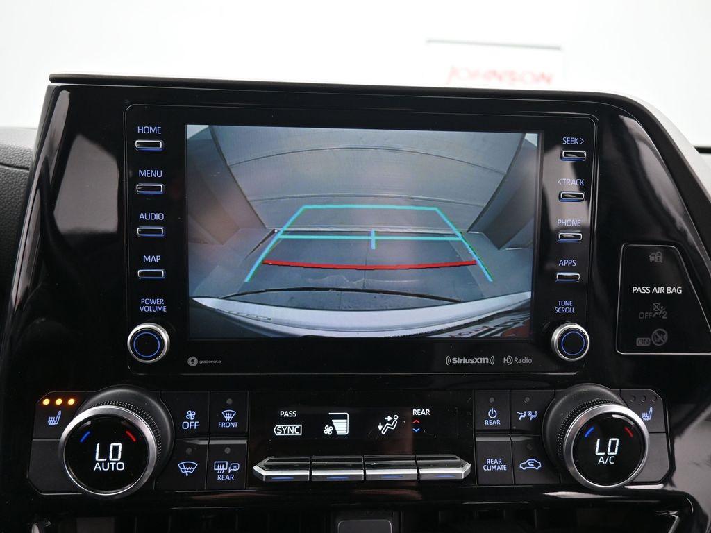 used 2022 Toyota Highlander car, priced at $34,414