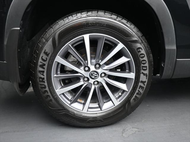 used 2019 Toyota Highlander car, priced at $25,200